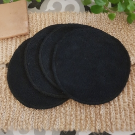 Les disques à démaquiller lavables noirs ou écrus en bambou 