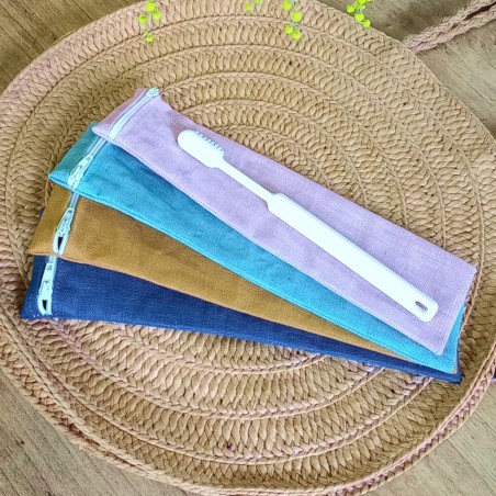 Trousse imperméable pour brosse à dents & dentifrice