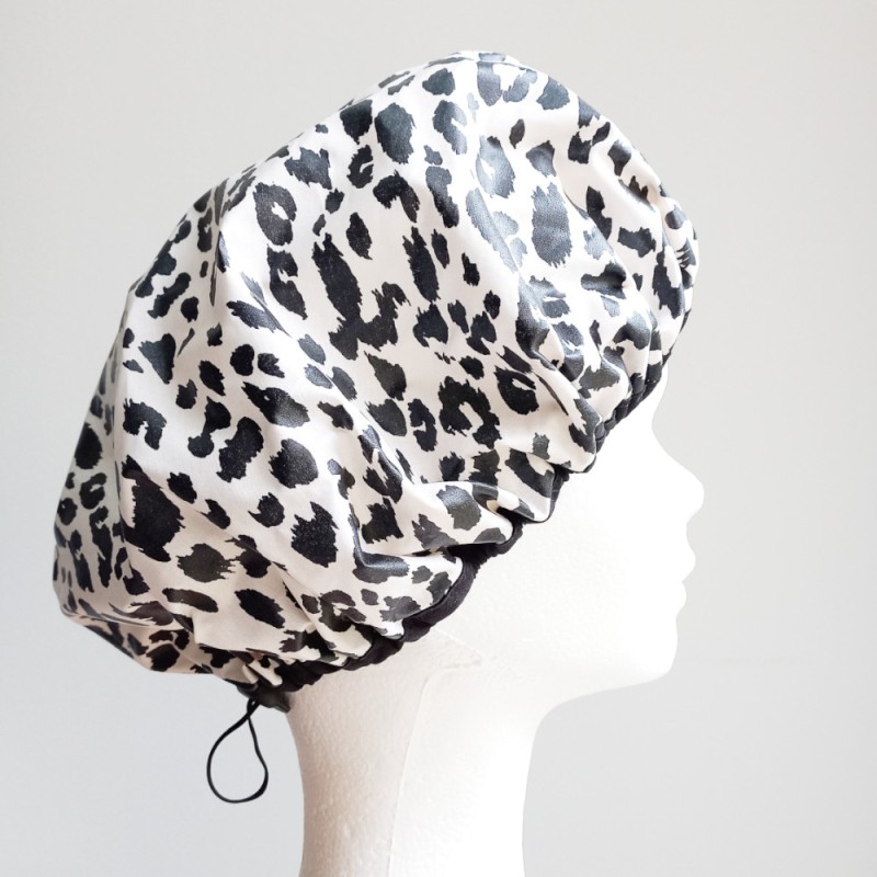 Charlotte ou bonnet de douche léopard